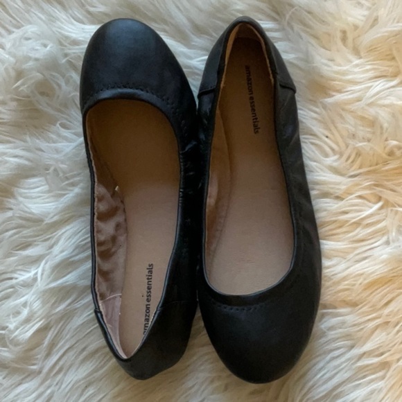 Amazon Essentials Women’s Casual Black Faux Leather Belice Ballet Flats Size 9.5 - Picture 5 of 9